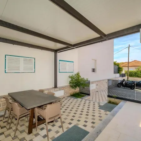 Apartman Oliva Petrčane